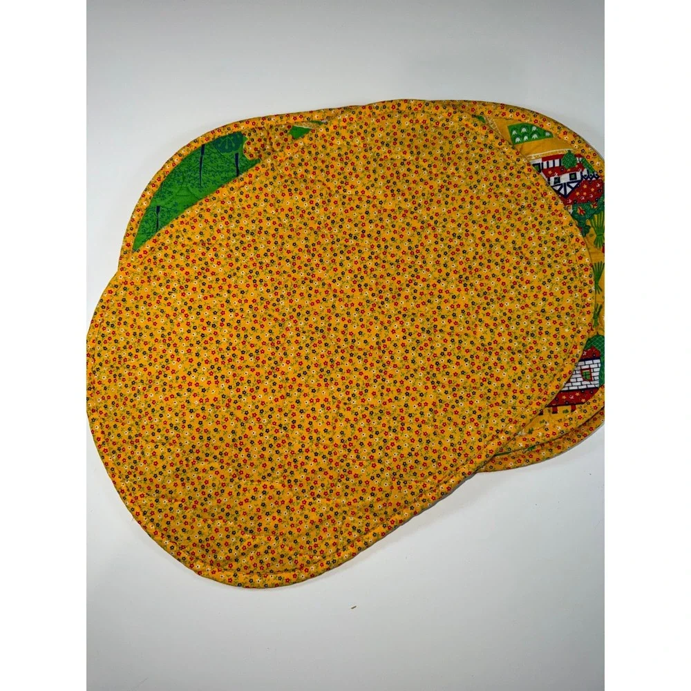 Farm Folk Art Quilted Placemats Green Yellow‎ Set of 4 Cottagecore Farmer Calico